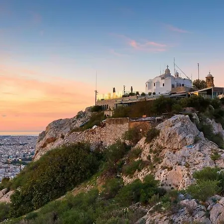 Kolonaki Flat B - Greecing Athens